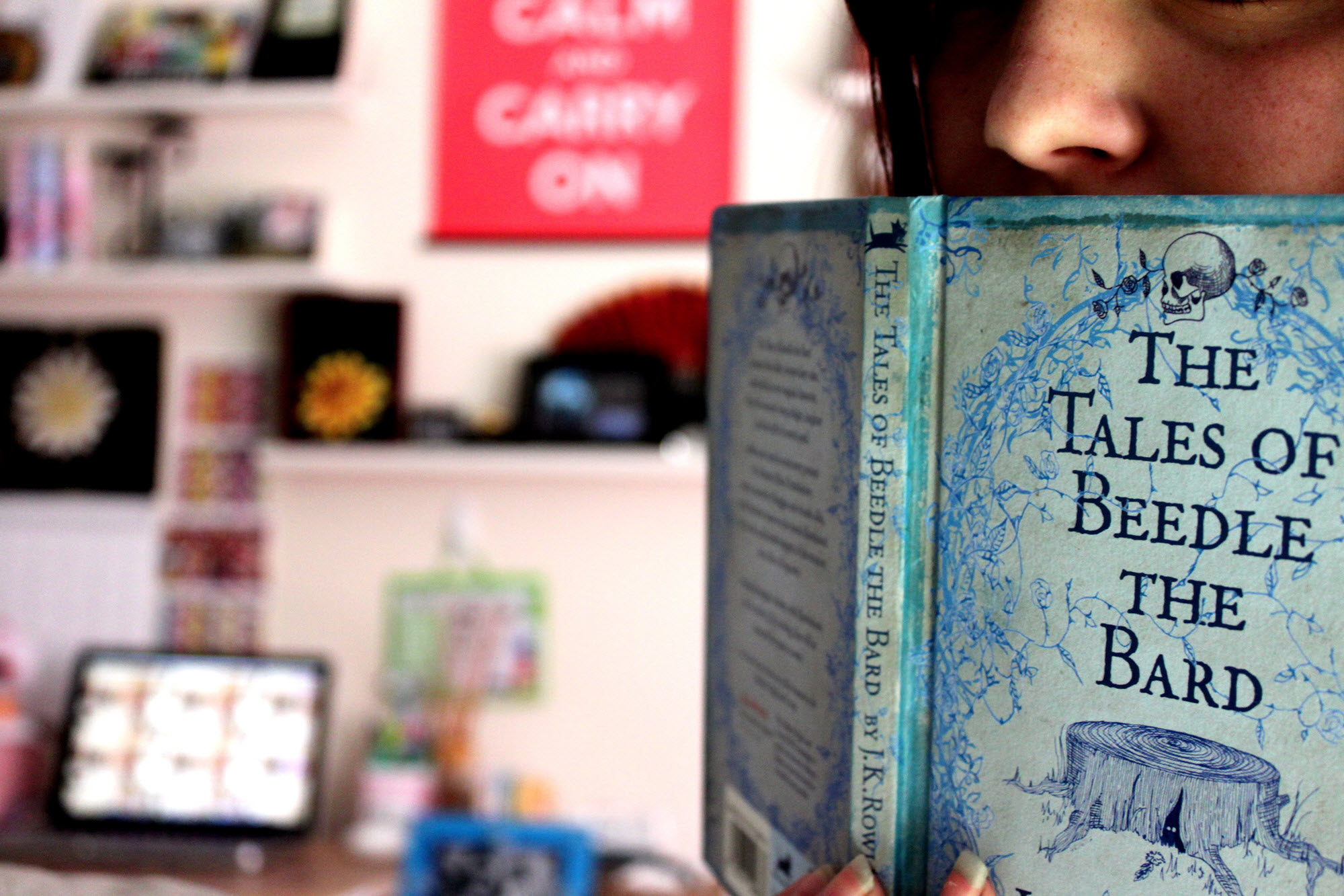 Girl reading J.K. Rowling novel / Photo by Lozikiki on Flickr