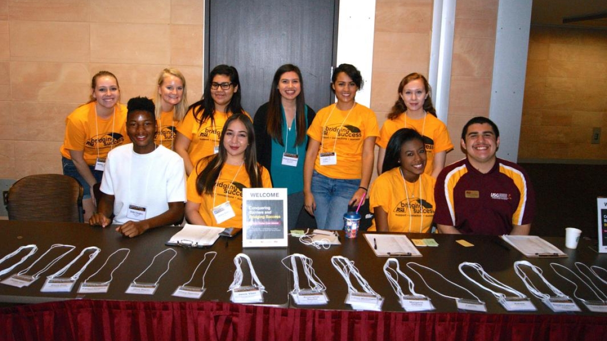 Bridging Success for Foster Alumni at ASU conference student volunteers