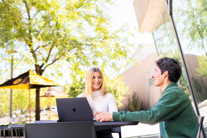 Neuroscience students Katrina Ager and Hector Leon study together on ASU’s Tempe campus.