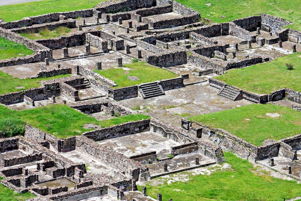 photo of Teotihuacan housing compound "Palace of the Sun"